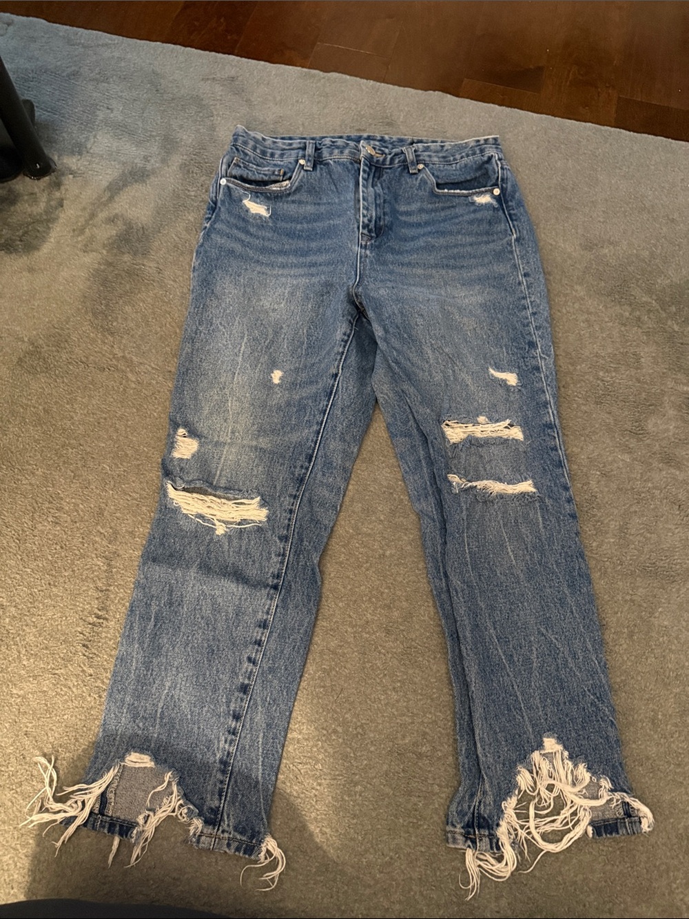 Blank NYC Straight-Leg Frayed Hem Blue Jeans